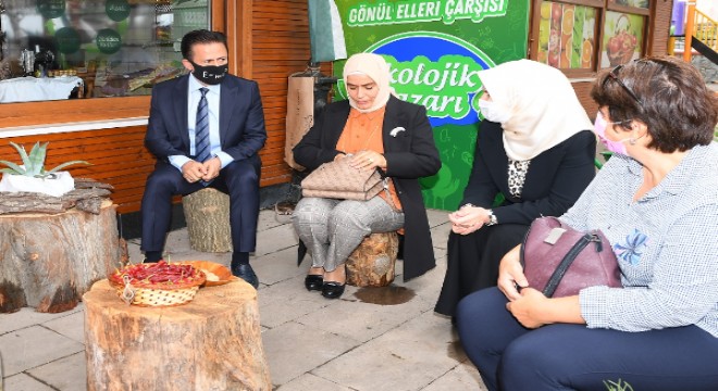 Gönül elleri çarşısı organik pazar`da ekolojik ürünler ile yerini aldı